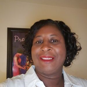 Meet your Posher, Carolyn